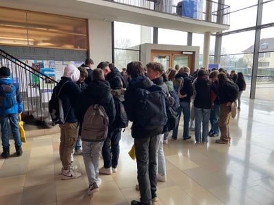 Schulbesuch 4